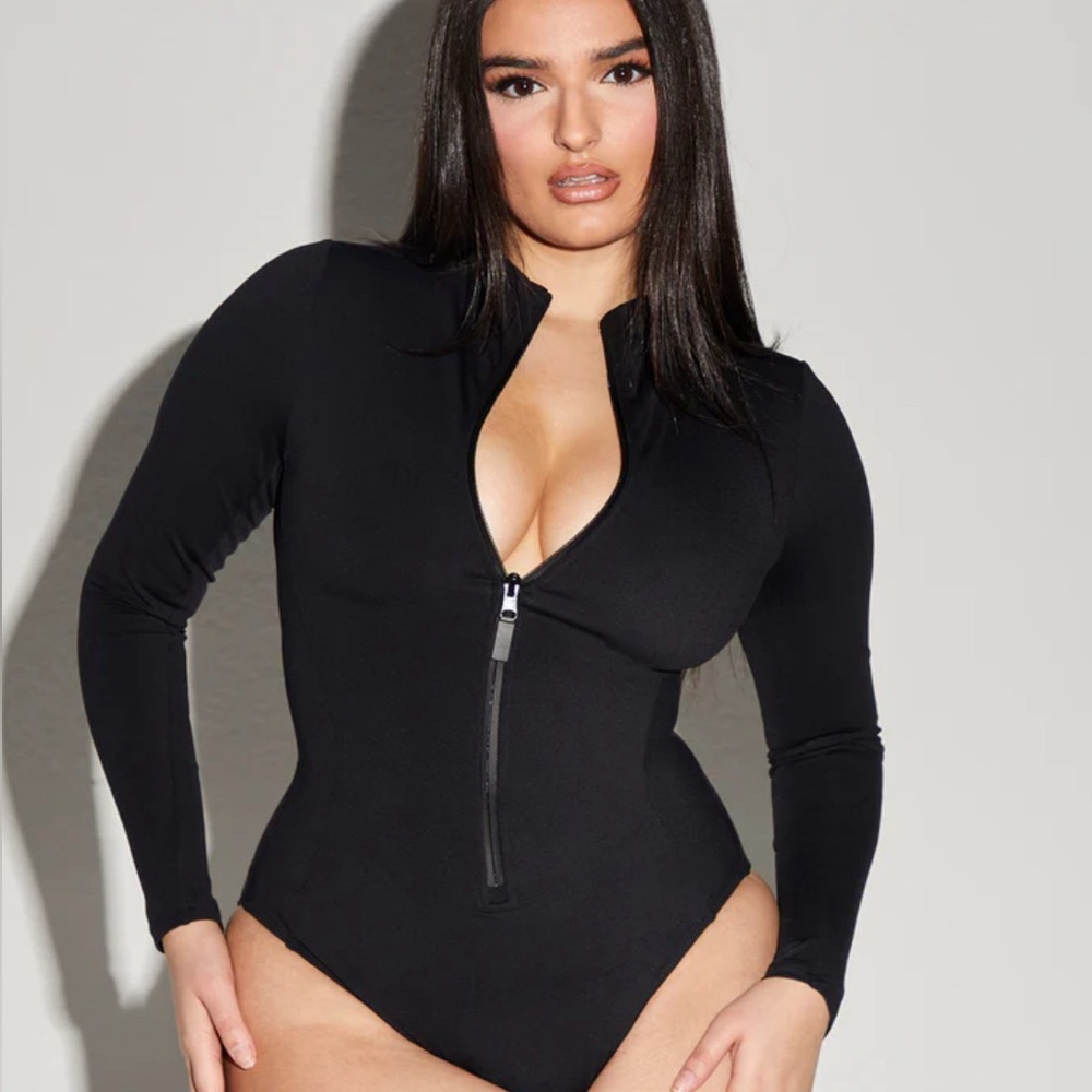 TA3 Surfy Rash Guard